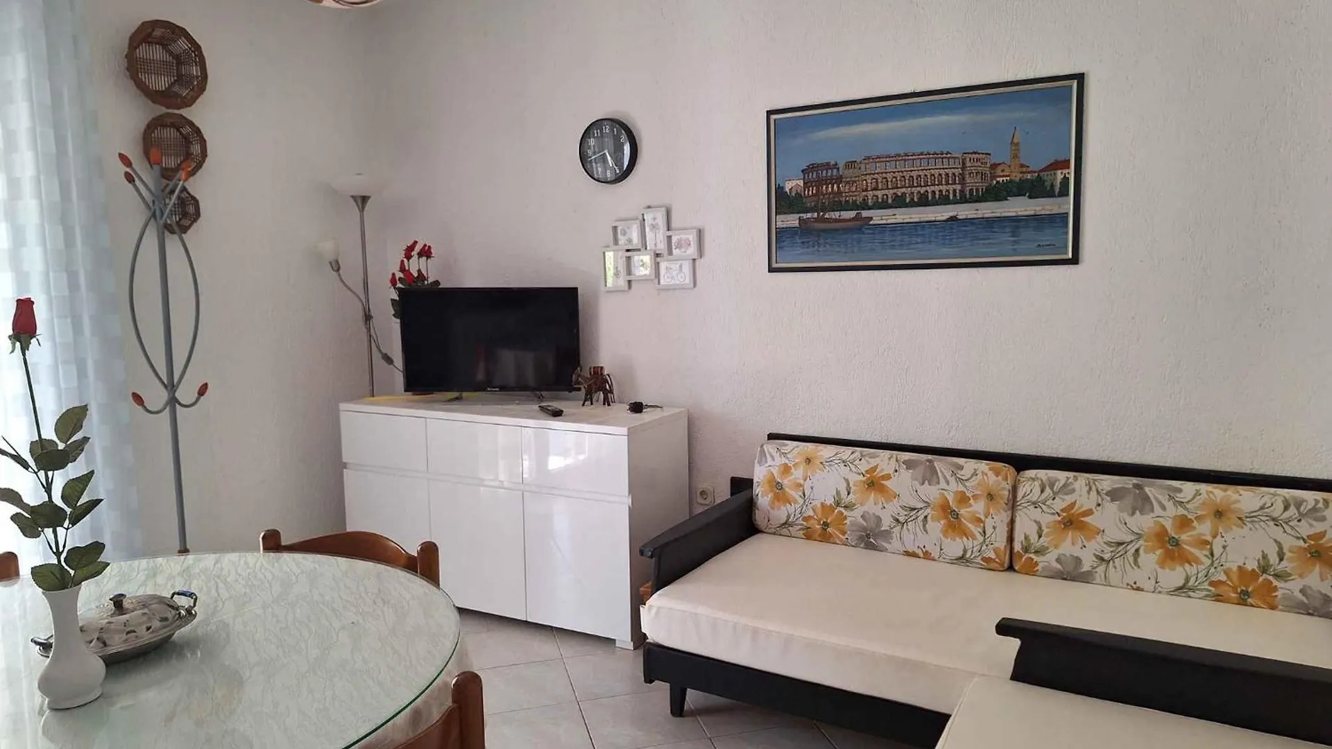 Apartment In Valbandon Istrien 8354